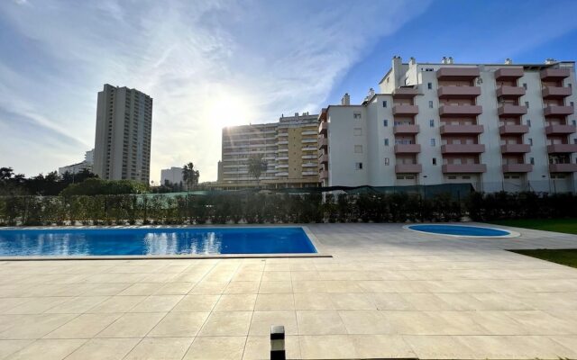 Praia DA Rocha Twins 1 With Pool by Homing