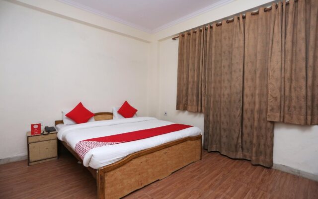 Hotel Dolphin by OYO Rooms