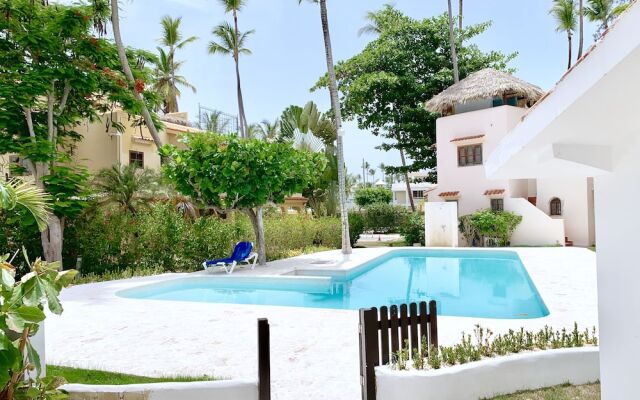 New & Modern Apartment Close to the Beach
