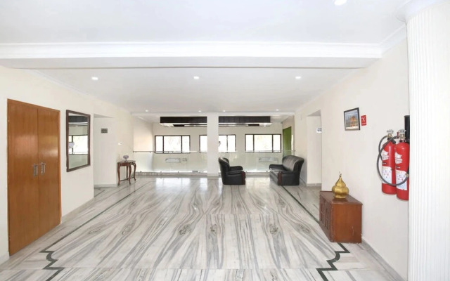 Hotel Grand Chinar By OYO Rooms