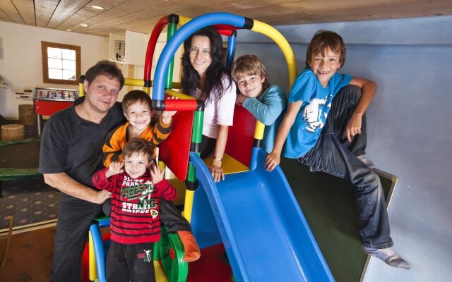 Familienhotel Alpina