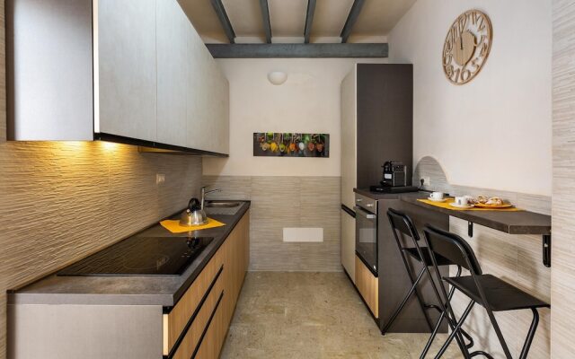 3242 L`edicola Suite by Barbarhouse