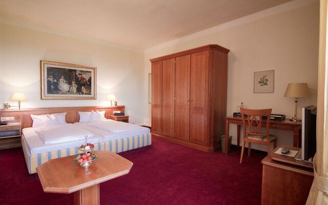 Panacee Grand Hotel Römerbad