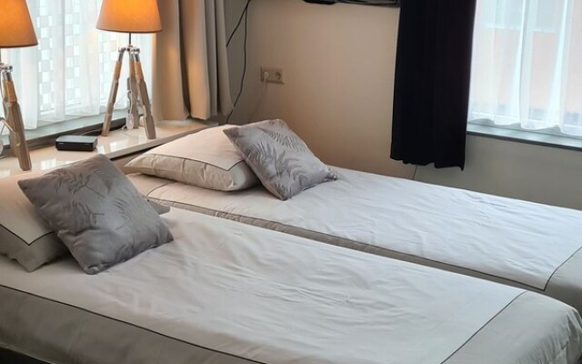 LandLust Guest House B&B Amsterdam Area