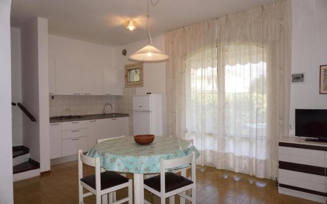 Holiday Home With Garden and Shared Pool