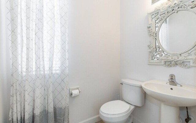 Rvh_295r Sparkling Oasis 4 Bedroom Home