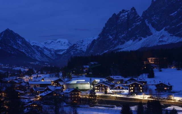 Faloria Mountain Spa Resort