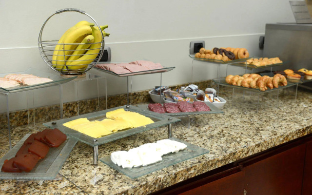 Holiday Inn Express Santiago Las Condes by IHG