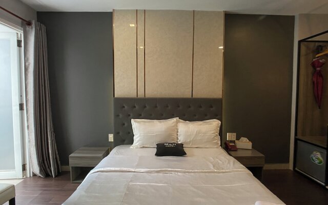 Reddoorz Plus Near Saigon Centre