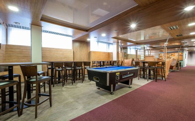 Pinia Hotel & Resort