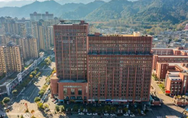 Homeinn Selected Hotel （Shangluo Municipal Government Qinyun Education City))