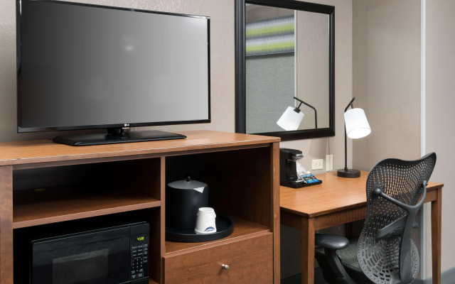 Hampton Inn & Suites Chicago-North Shore/Skokie