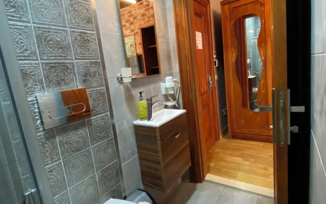 Bosphorus Bridge Hotel