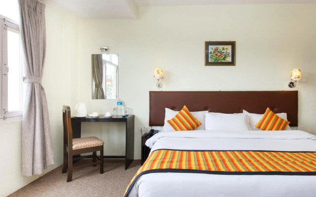 Hotel Serenity