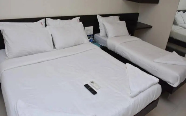 Hotel Adnoc Inn