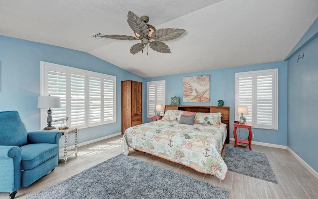 Island Getaway - 205 - 56th
