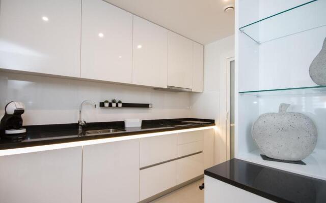 Urbano Blanco Apartments