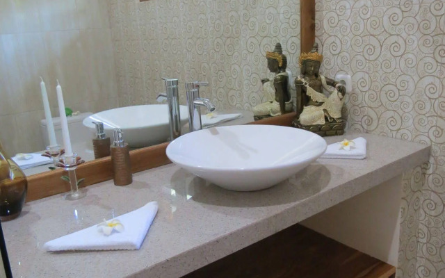 Rumah Bali Santai