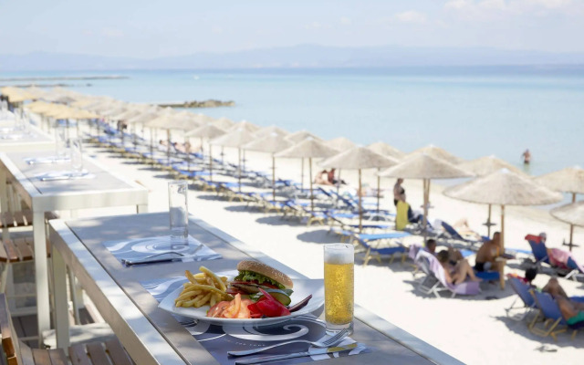 Ammon Zeus Luxury Beach Hotel