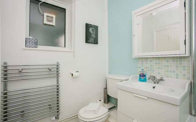 1 Bedroom Apartment In Dalston