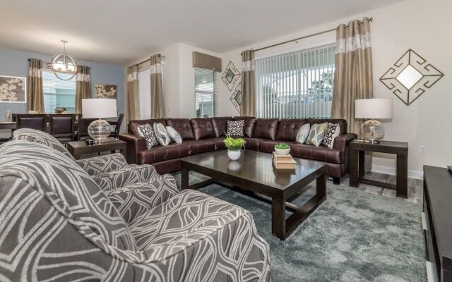 1638 Moon Valley Drive