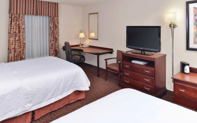 Hampton Inn & Suites Muncie