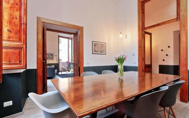 5-Bedroom Holiday Apartments in Campo de Fiori