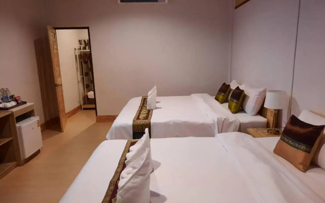Hotel Pailifornia