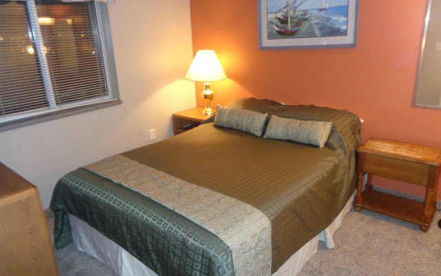 Riverview Suites