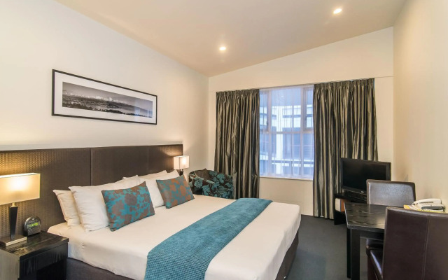 Gilmer Apartment Hotel