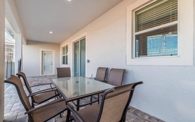 6BR ChampionsGate Pool Home