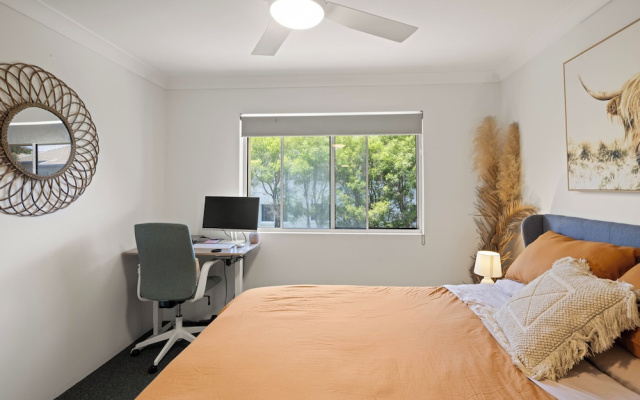 Palmway Burleigh Stay – Guest Rooms – Gold Coast