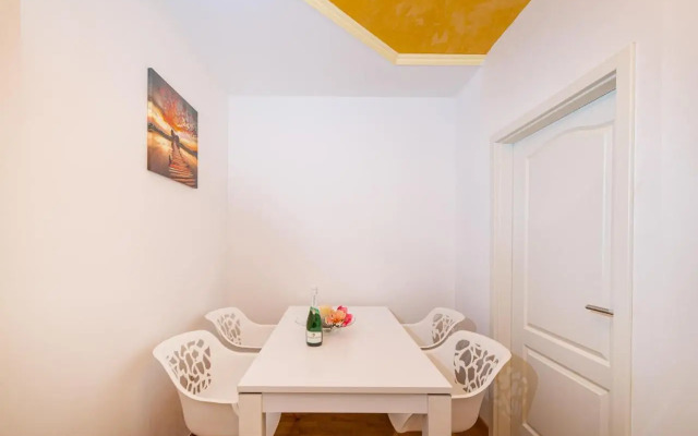 Apartments Silver