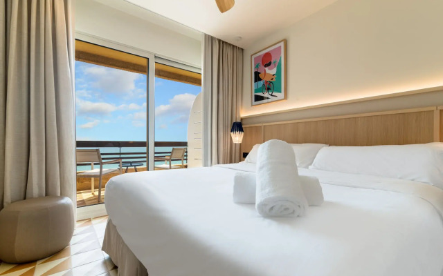 Akquaaa Boutique Hotel