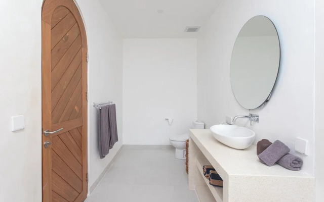 Villa Barsa by Alfred in Bali