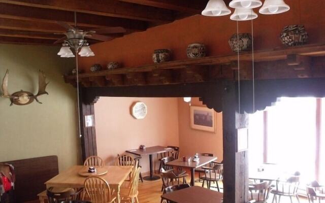 Amizette Inn and Restaurant