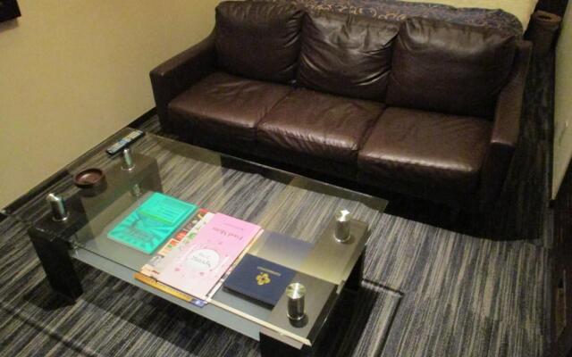 Hotel Rplus - Adults only