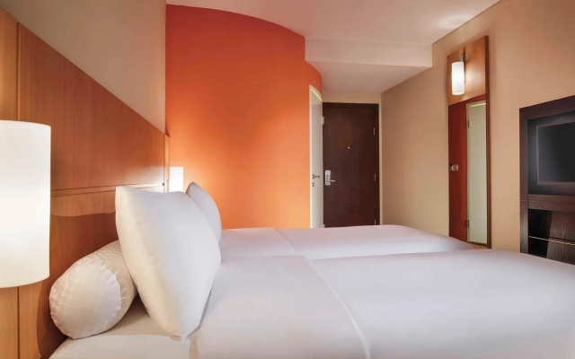 ibis Surabaya City Center