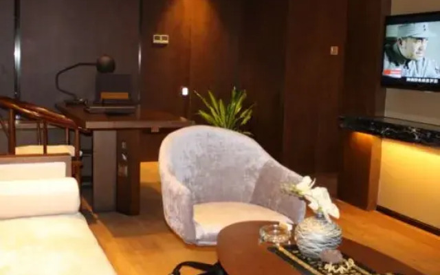 Peninsula International Hotel