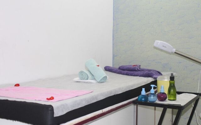 Arna Hotel