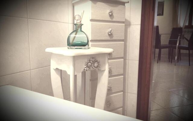 La Casa Del Pesciolino (Into the Lagoon) - the Little Fish House (Into the Lagoon)