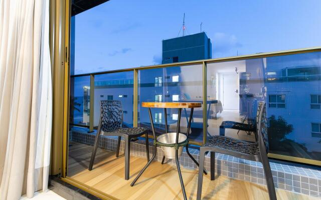 Unity #420 - Apartamento beira mar por Carpediem