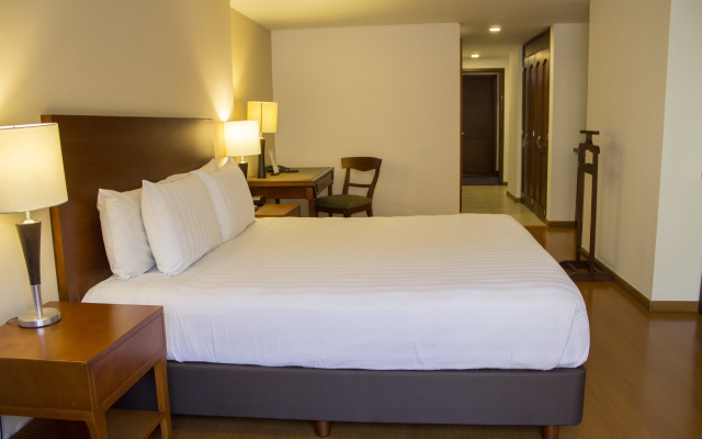 Hotel Estelar Suites Jones