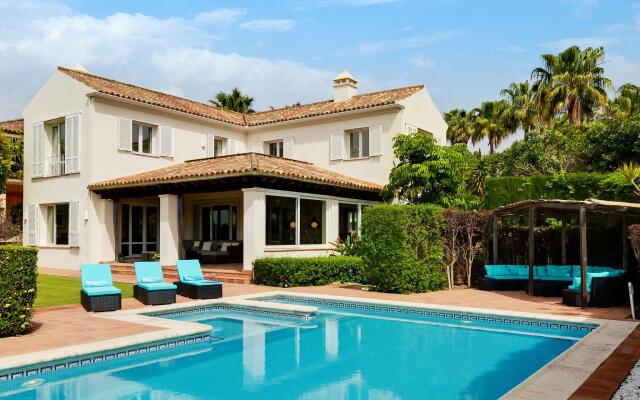 Luxurious Villa in Sotogrande with Swimming Pool