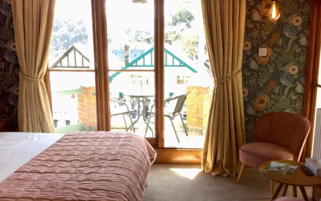 Southcliffe Bed & Breakfast
