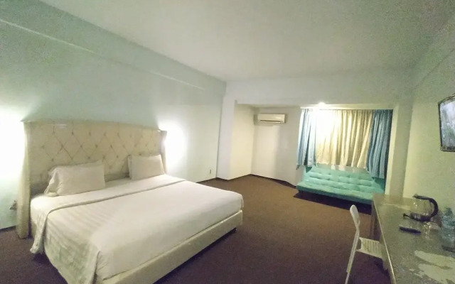 OYO 94362 Hotel Kebayoran