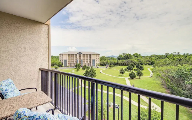 Pigeon Forge Condo w/ Community Amenities!
