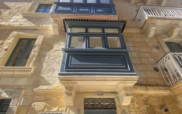 Ursula Suites- Self Catering Apartments- Valletta- by Tritoni Hotels