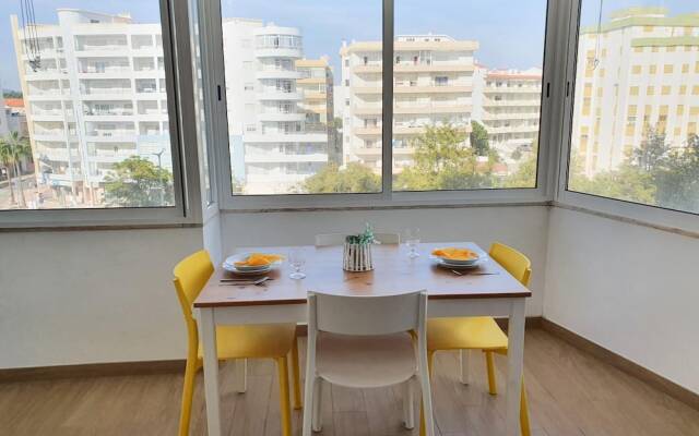 T1 Pontemira 5 - 50M Praia Wi-fi 4 Pessoas