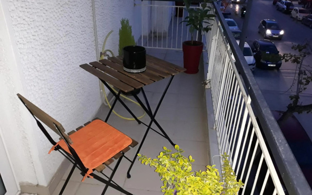 Mini suite neighboring the center